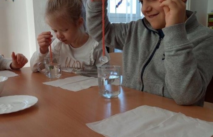 Doświadczenia z lodem
