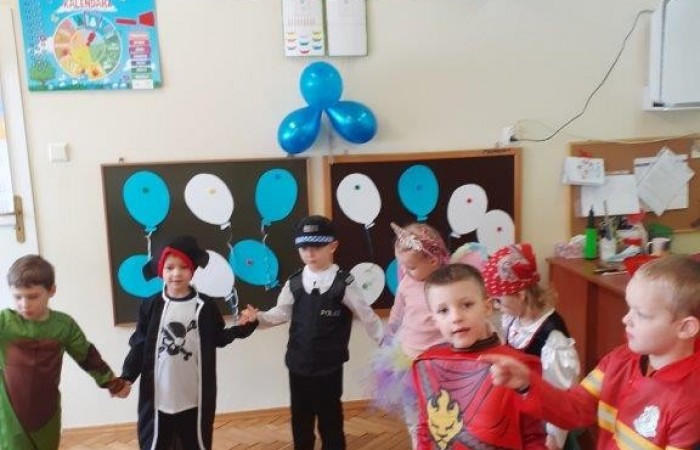 Grupa Wiewiórki bal karnawałowy