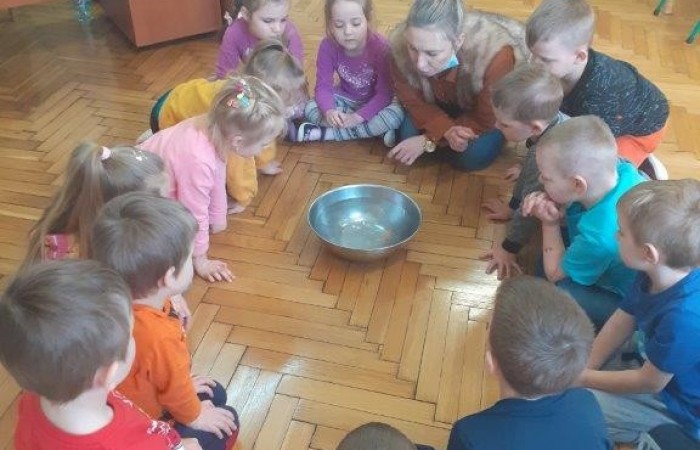 Grupa Wiewiórki dzień eksperymentów