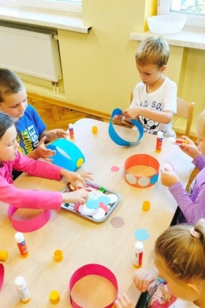 Dzień kropki w gripie misiów, w przedszkolu nr1 Dzień kropki w gripie misiów, w przedszkolu nr1