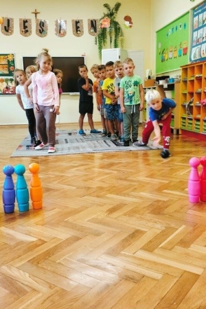 Dzień chłopaka w grupie misiów, w przedszkolu nr1 w Jaworzu Dzień chłopaka w grupie misiów, w przedszkolu nr1 w Jaworzu